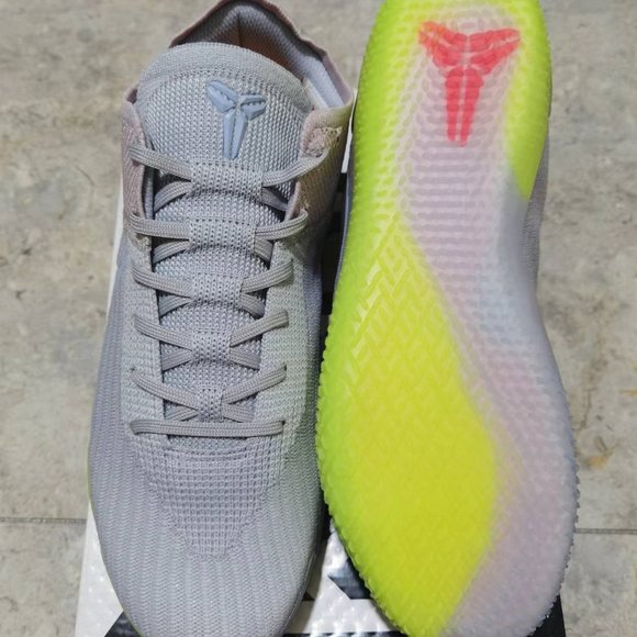 Nike Kobe AD NXT 360 multi-color basketball AQ1083-003 men's shoe size US_11 - Picture 4 of 10